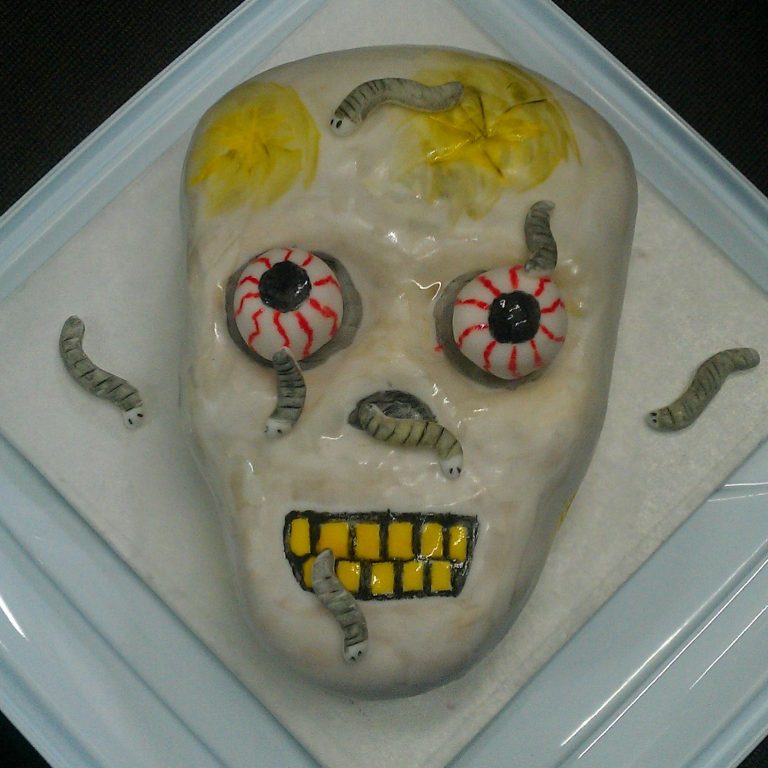 zombie face cake